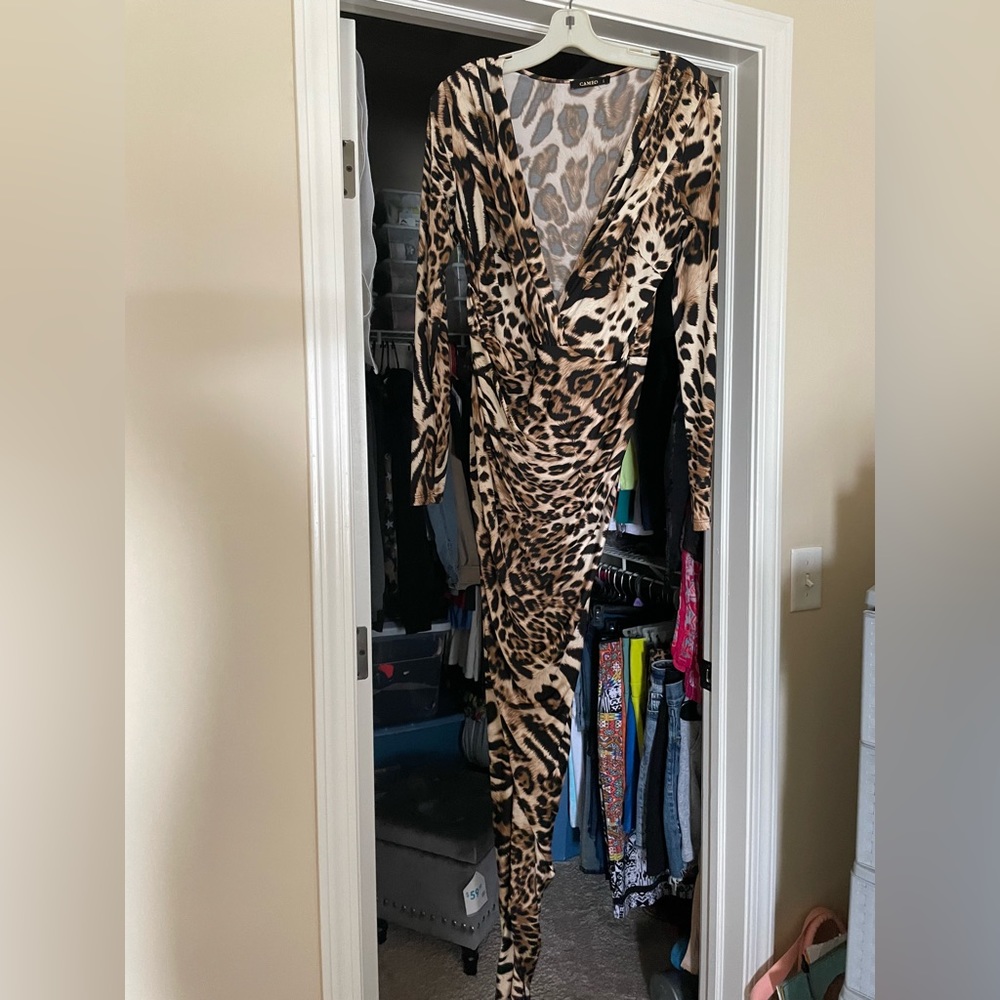 Women’s leopard draped dress size Large